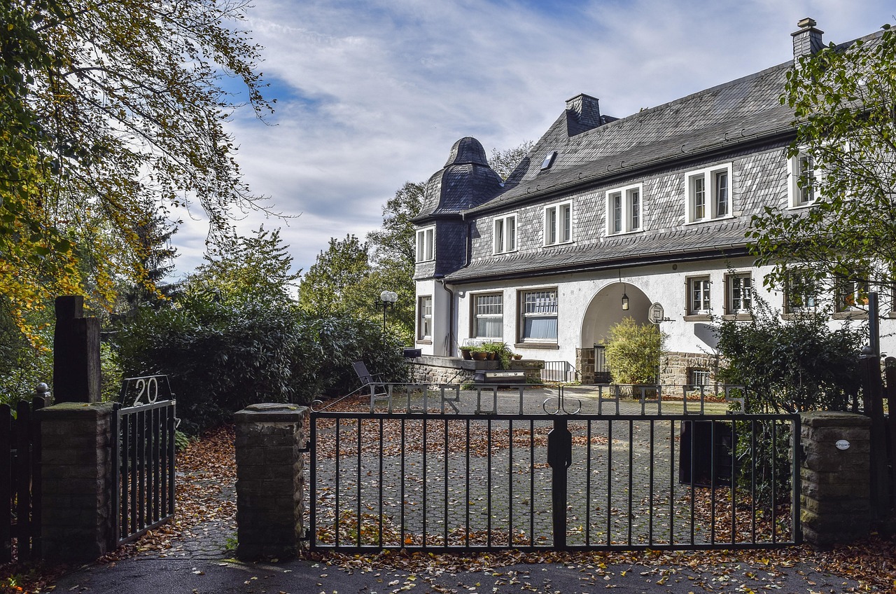 Acuitus Launches Final 2025 Commercial Property Catalogue, Axminster Supermarket Takes Center Stage