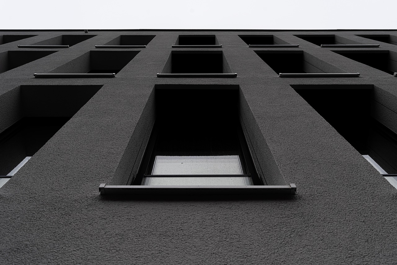 Life Science REIT Faces Valuation Dip Amid High Vacancy, Cambridge Hit Hardest